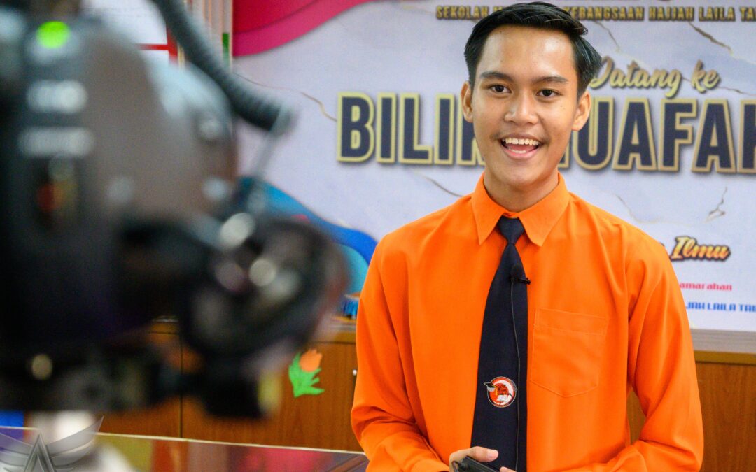 Sarawakian Student Receives Award & RM50K Worth Scholarship