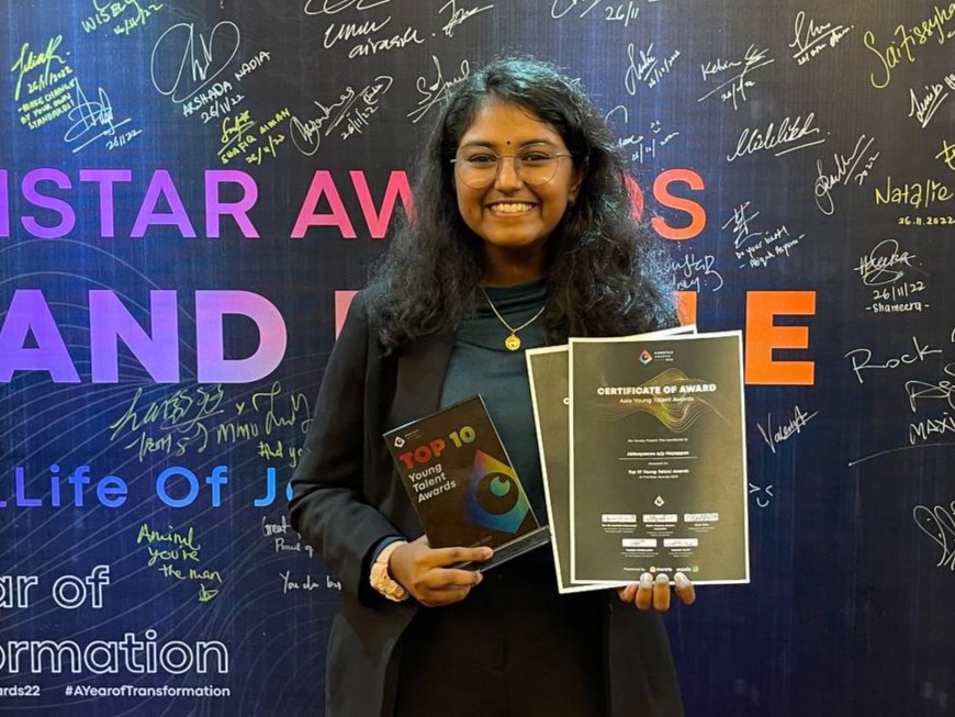 B40 Student Wins Top 10 Young Talent MonStar Awards 2022